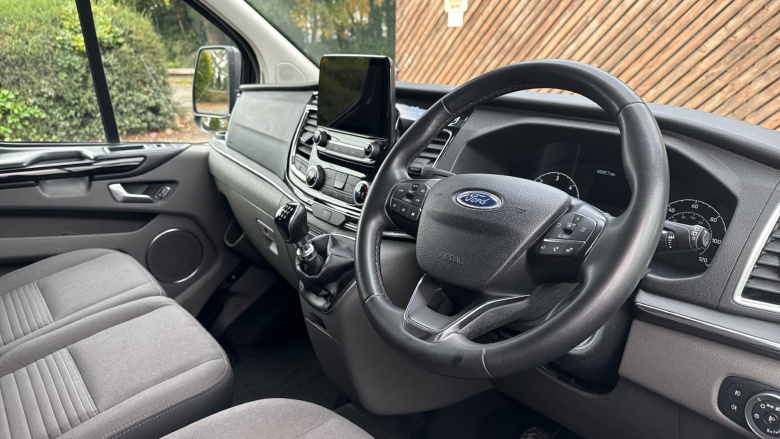 Ford Tourneo Custom Transit Custom Tourneo L2 Diesel Fwd 2.0 EcoBlue Hybrid 130ps L/R 8 Seater Titanium